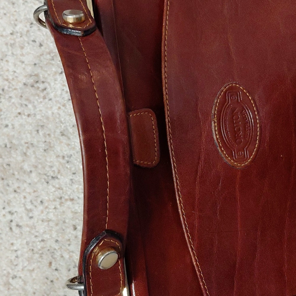 Oroton Brown Leather Handbag - Picture 7 of 10